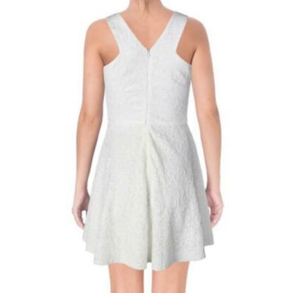 AQUA (Bloomingdale’s) Scuba Skater halter mini dress in Pure White size Large - Picture 6 of 9
